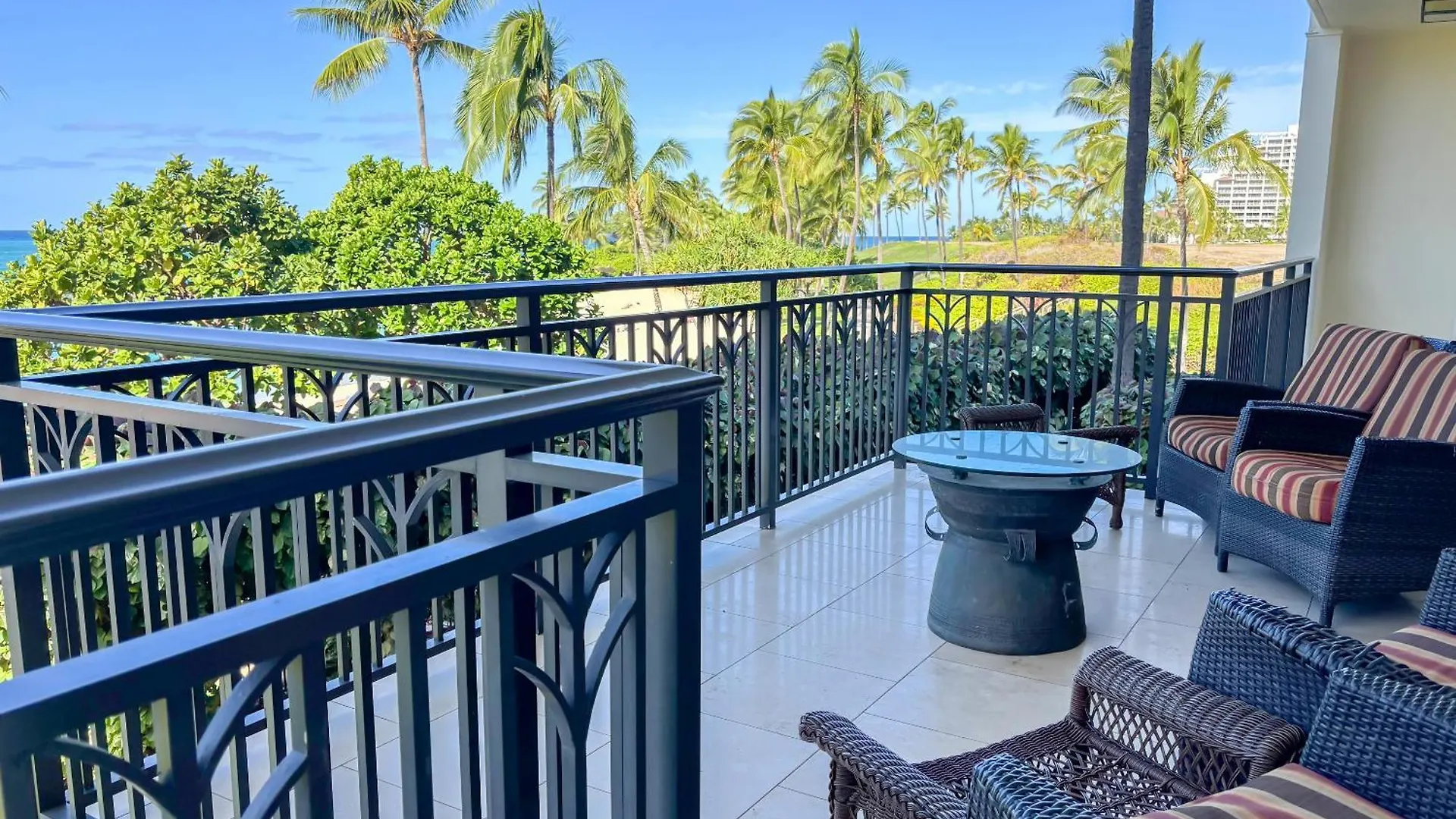 Semesterbostad Ko Olina Beach Villas B210 - Beach Front Luxury 2Br 2Ba Condo With 1 Free Parking Kapolei USA