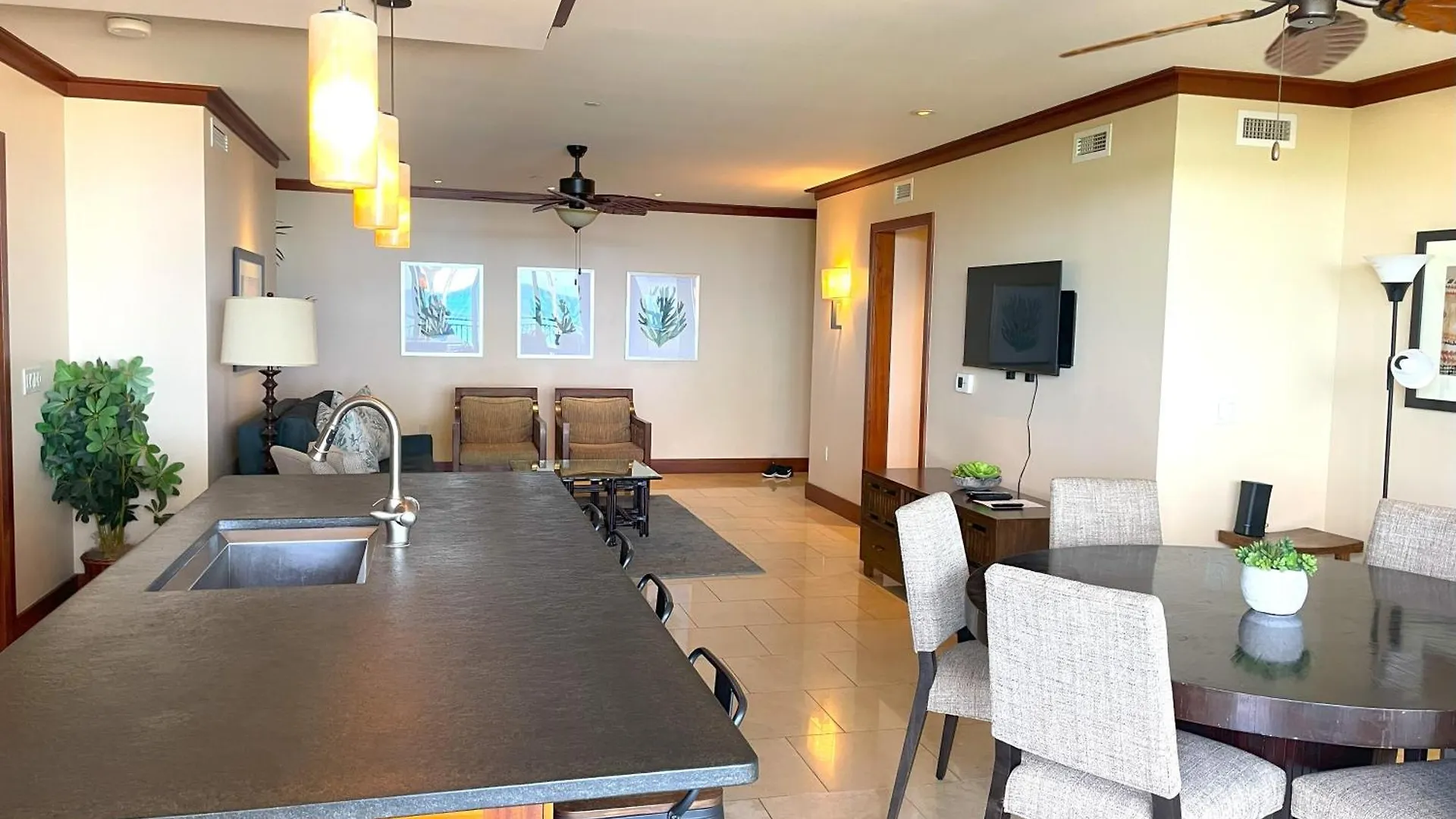 Semesterbostad Ko Olina Beach Villas B210 - Beach Front Luxury 2Br 2Ba Condo With 1 Free Parking Kapolei